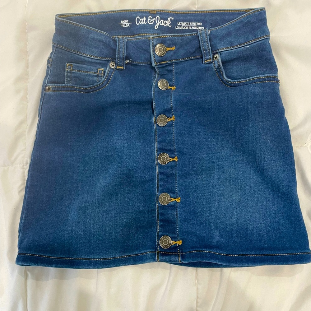Cat & Jack denim skirt.